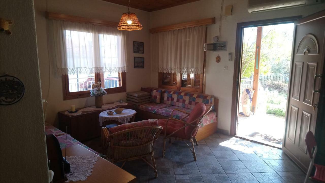 Α Lovely Home For A Summer Vacation أسبروبالتا المظهر الخارجي الصورة